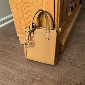 NWT Michael Kors Tan Leather Tote Bag